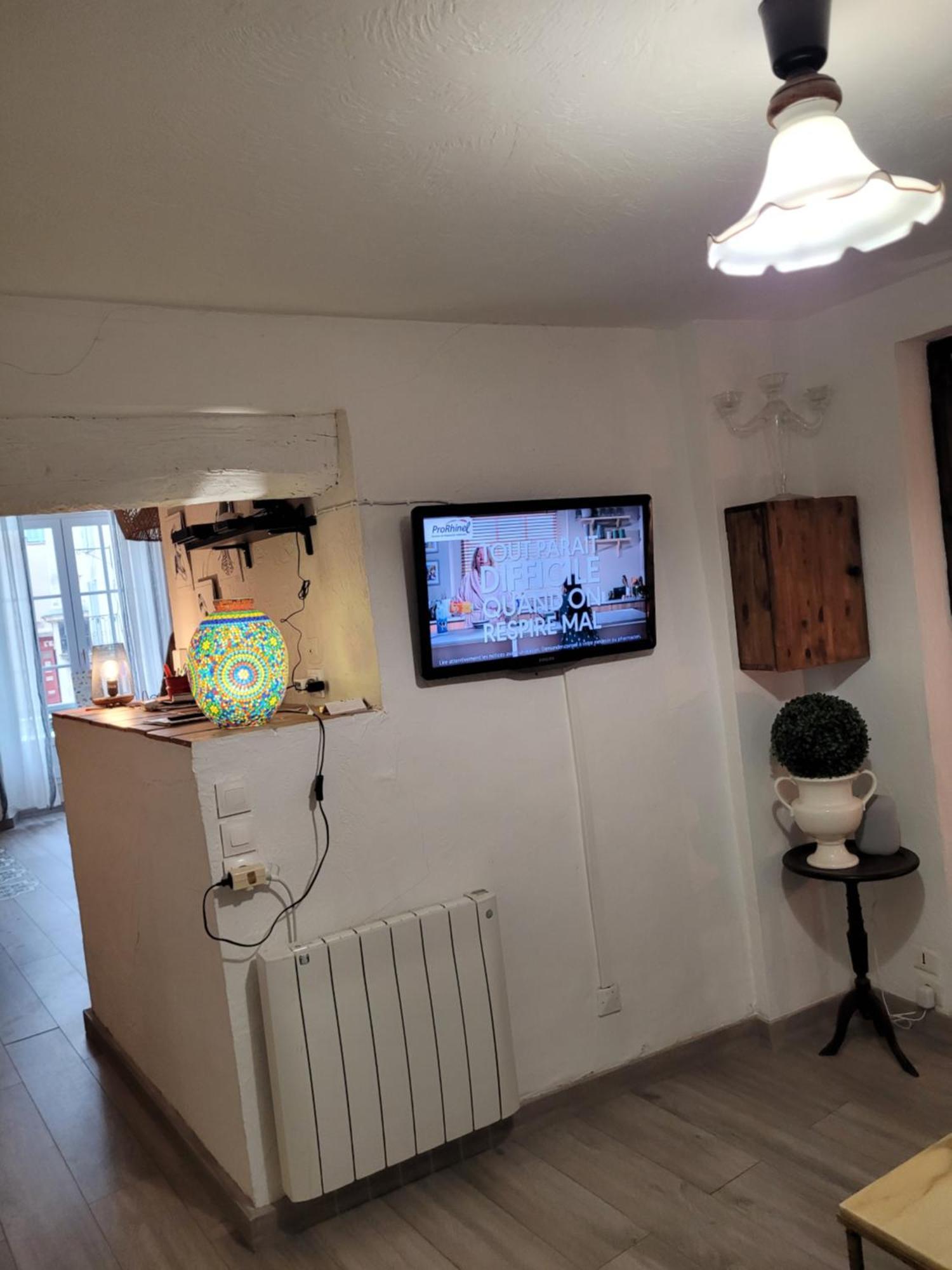 Le Rocher Appartement Cotignac Bagian luar foto